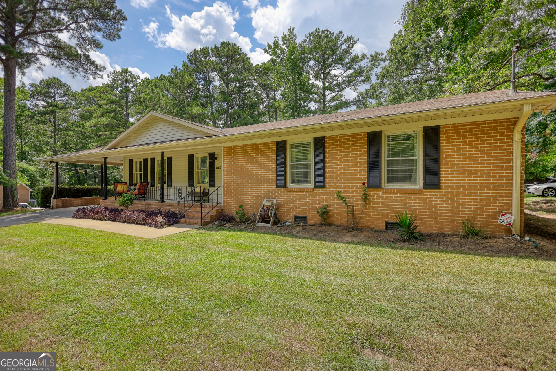 Property Photo:  1189 S Confederate Drive  GA 31220 