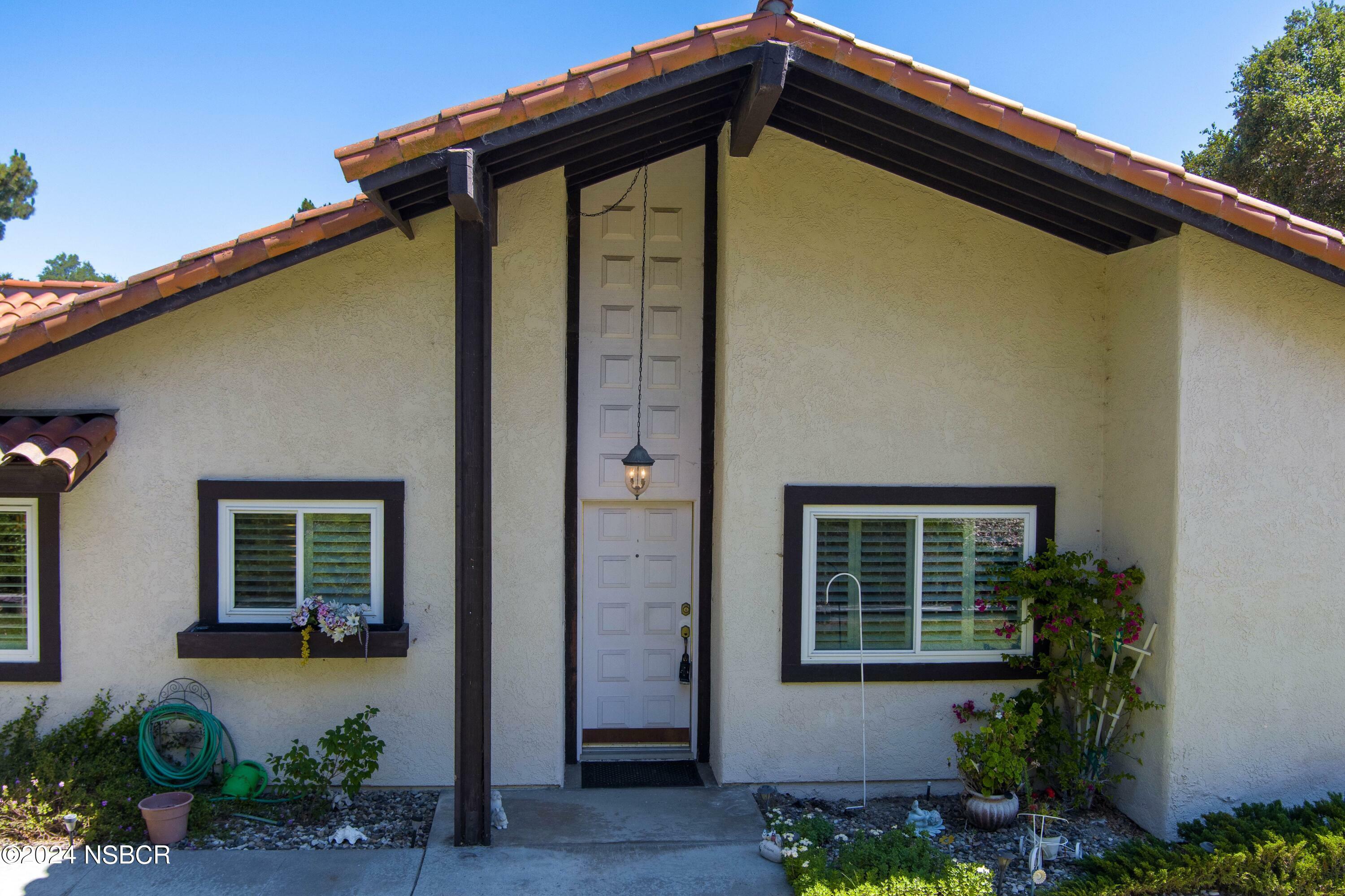 Property Photo:  14 Stanford Circle  CA 93436 