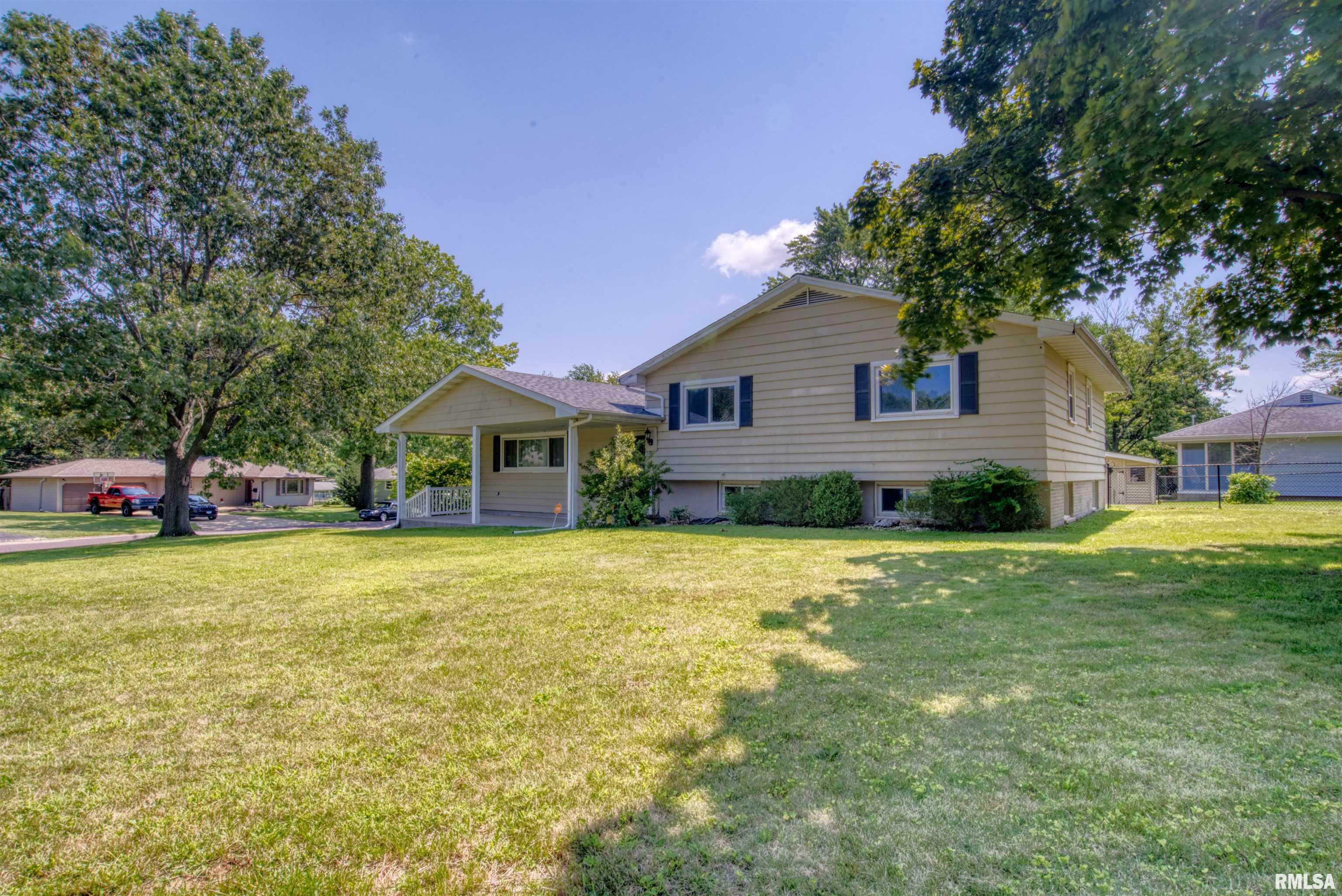 Property Photo:  5019 N Bevalon Place  IL 61614 