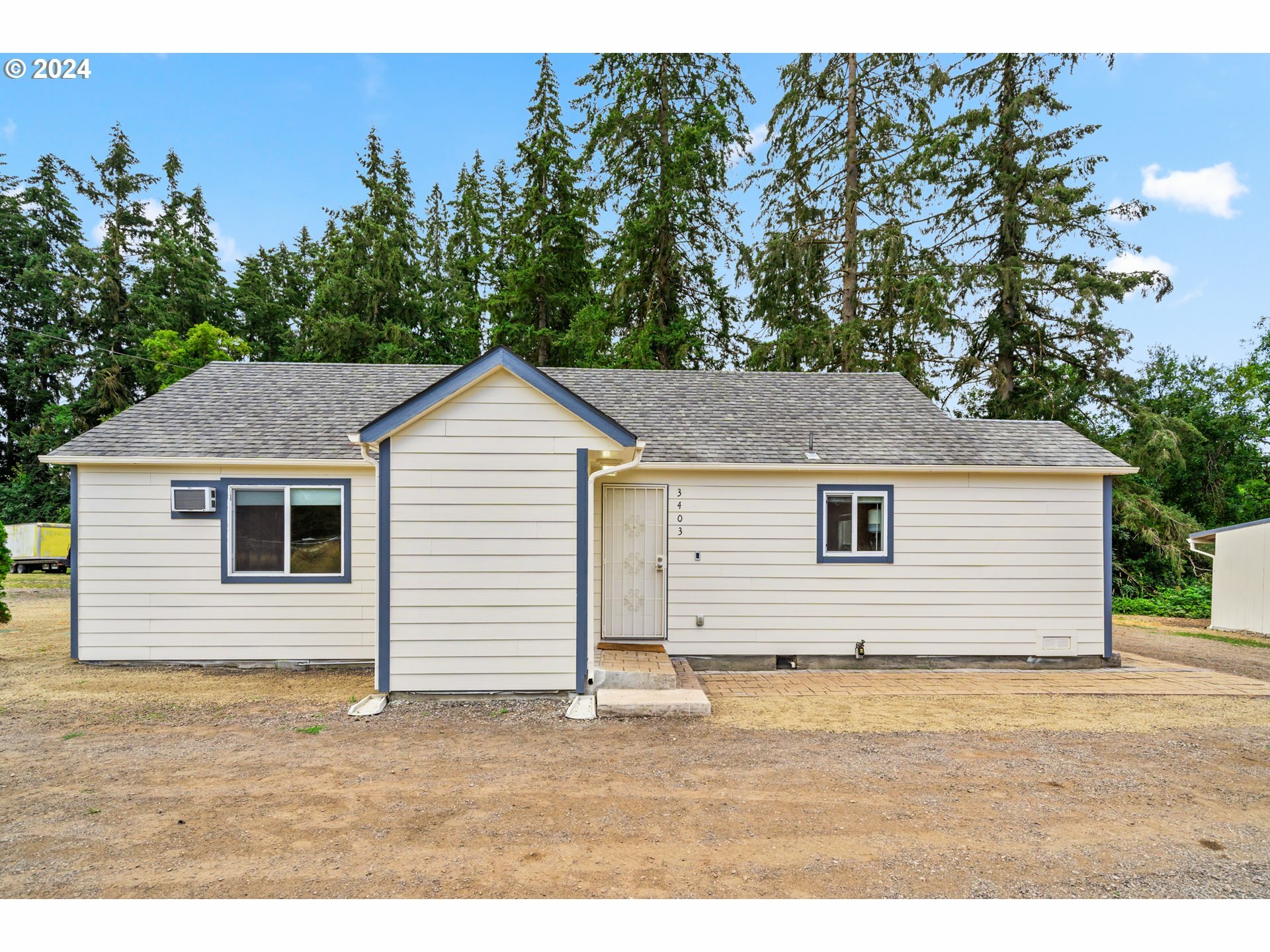 Property Photo:  3403 NW 209th St  WA 98642 