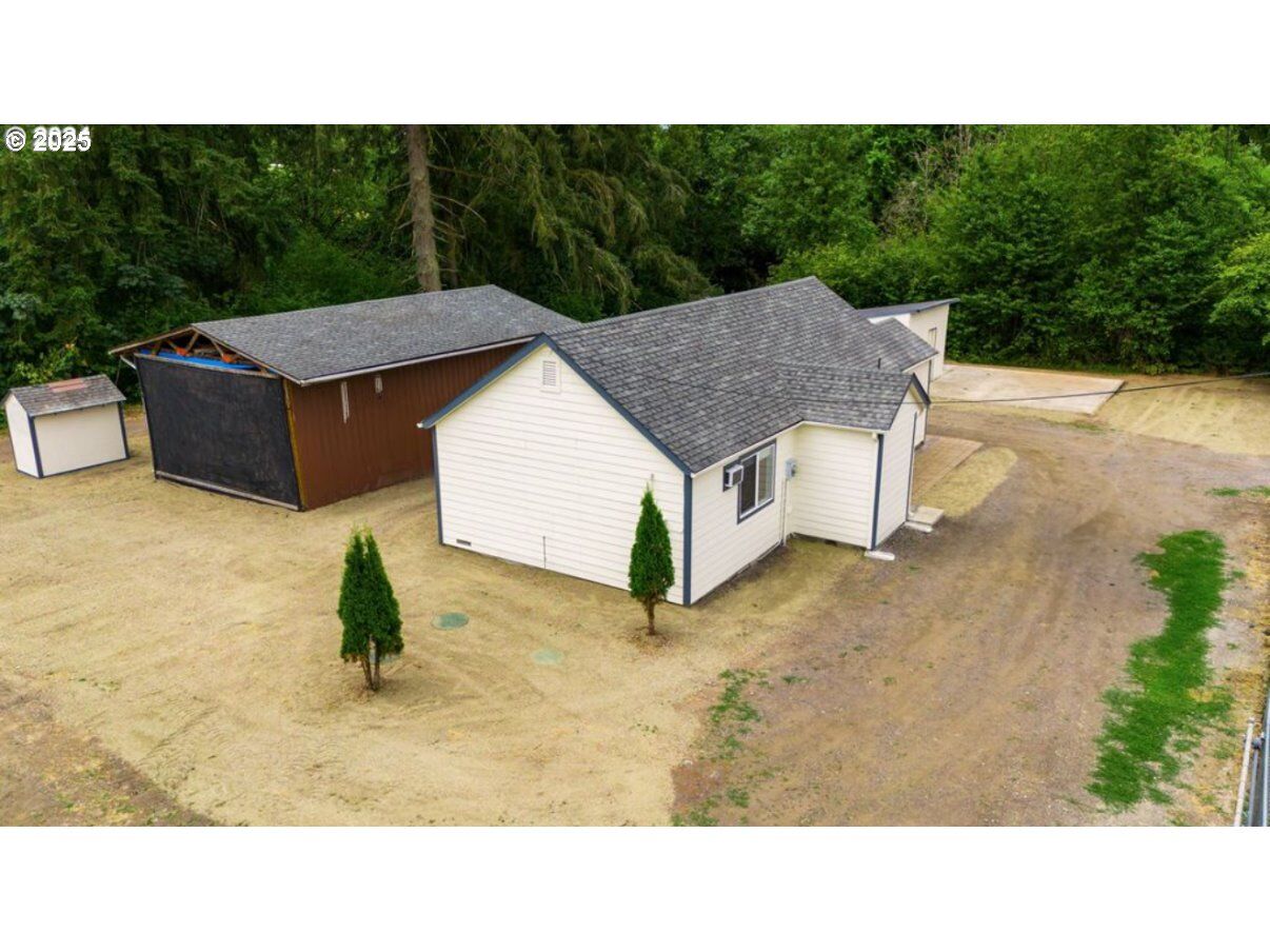 Property Photo: 3403 NW 209th St WA 98642