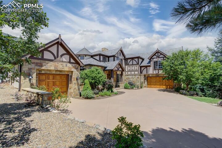 Property Photo: 4950 Longwood Point CO 80906