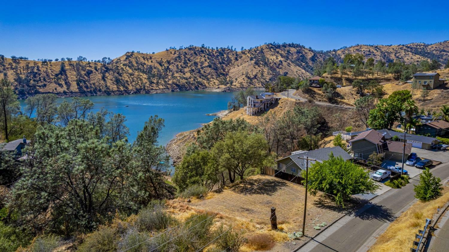 Property Photo:  27785 Sky Harbour Road  CA 93626 