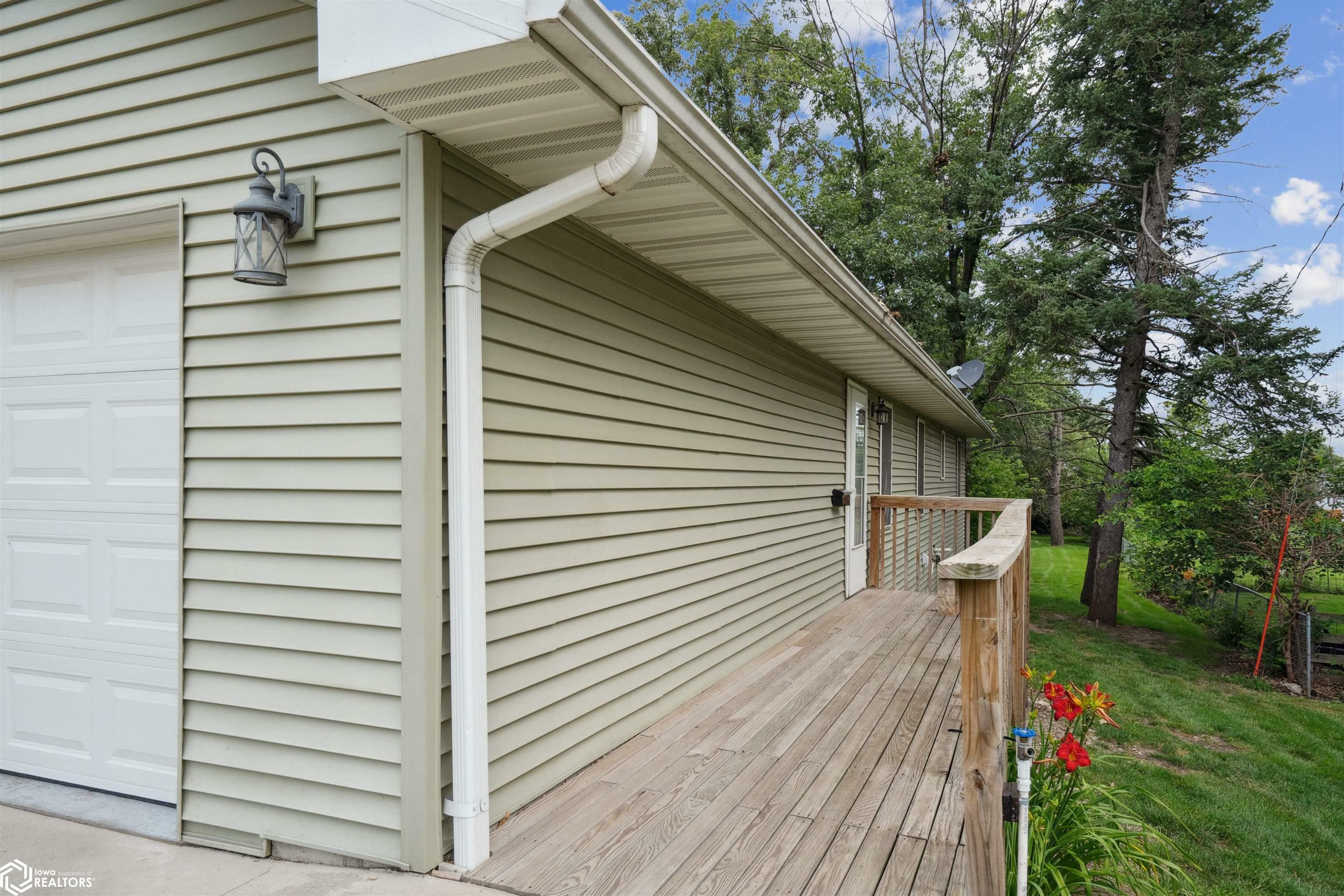 Property Photo:  205 W South Street  IA 50158 