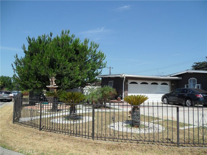 Property Photo: 5909 N Edenfield Avenue CA 91702