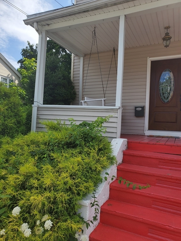 Property Photo: 370 University Ave MA 01854