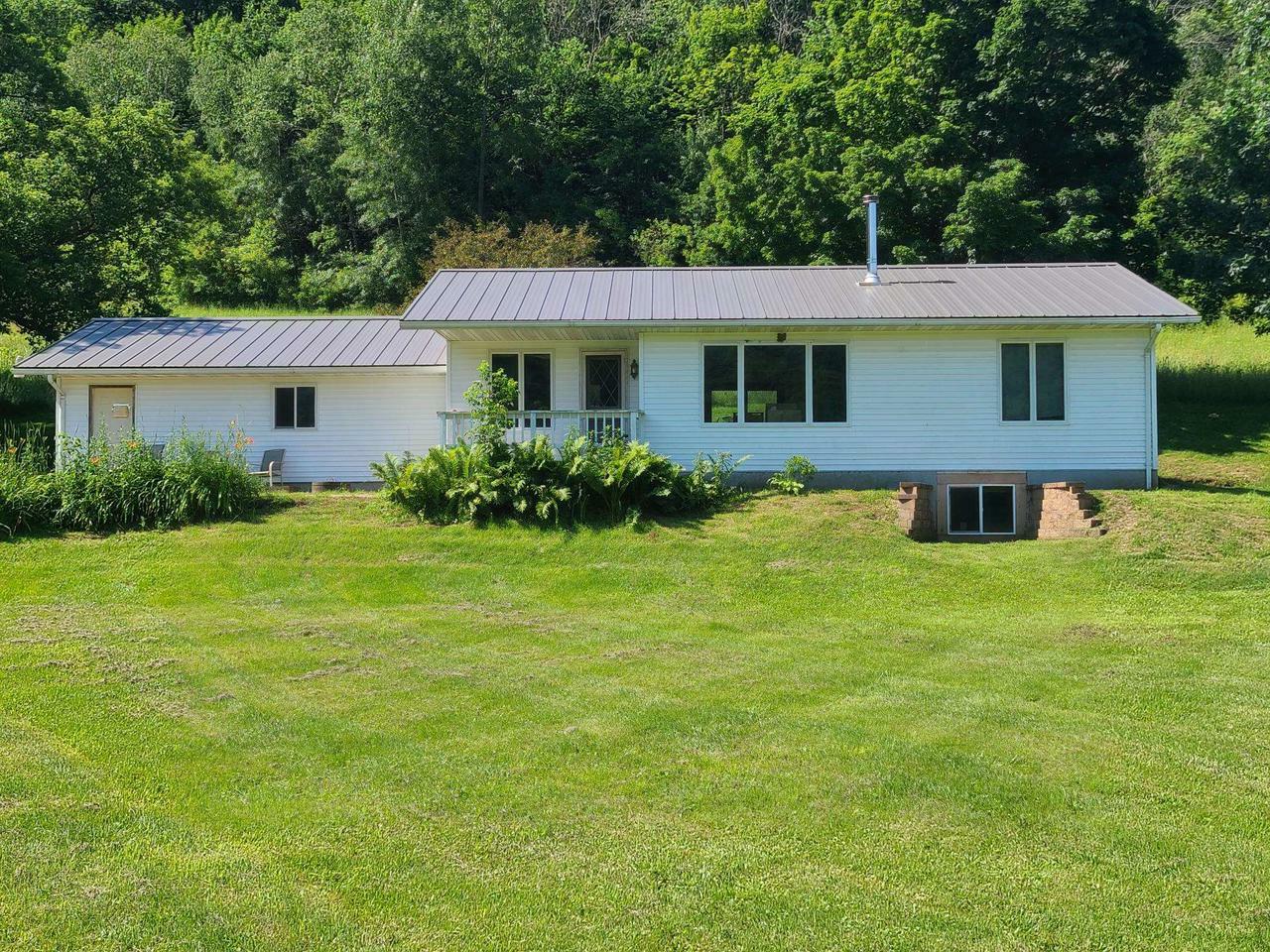 Property Photo:  27934 County Road F  WI 53518 