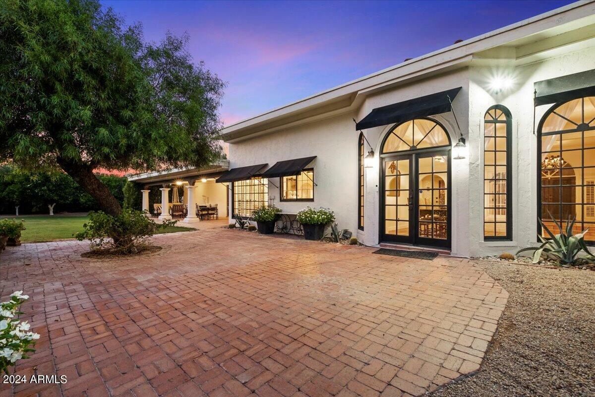 Property Photo: 8712 N 68th Street AZ 85253