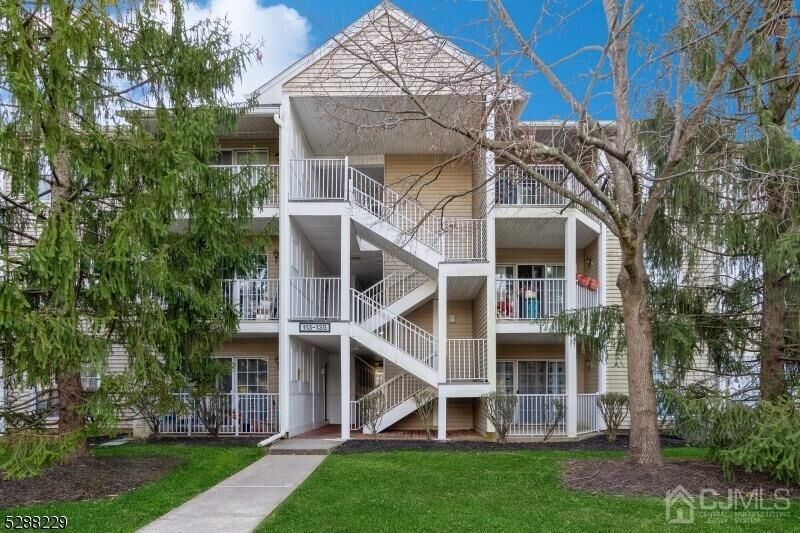Property Photo:  133 Rachel Court  NJ 08823 