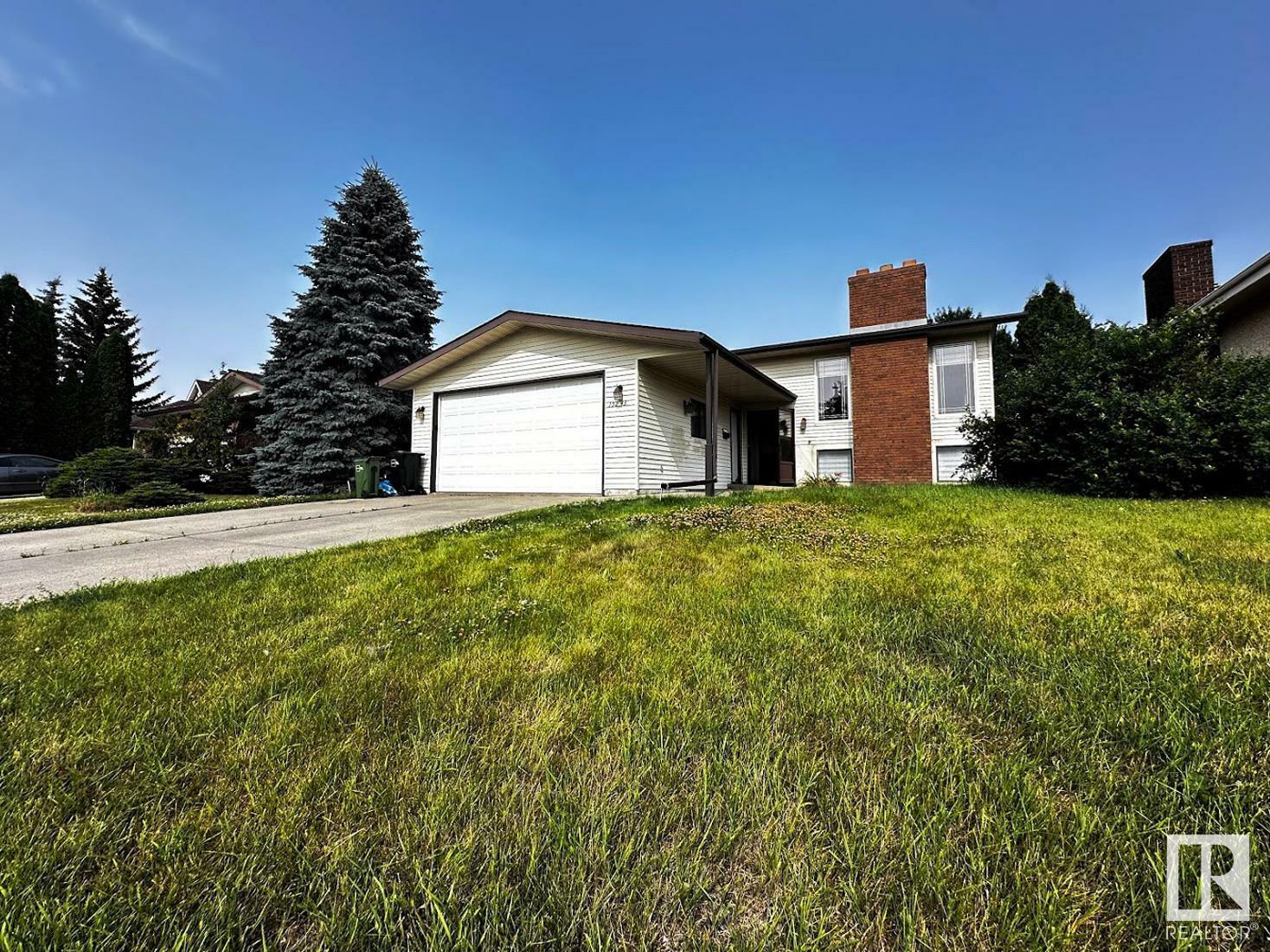 Property Photo:  15243 88A Street NW  AB T5E 6G7 