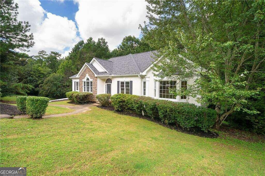 Property Photo:  9573 Leatherwood Lane  GA 30135 