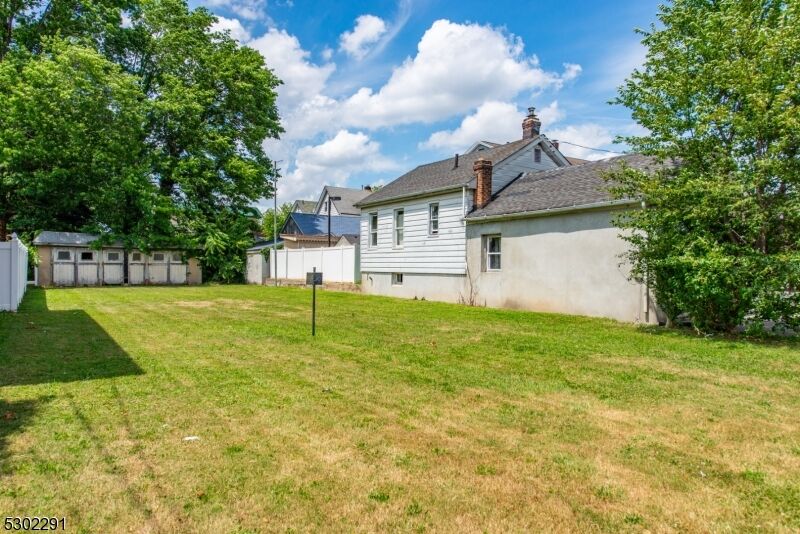 Property Photo:  559 E Price St  NJ 07036 