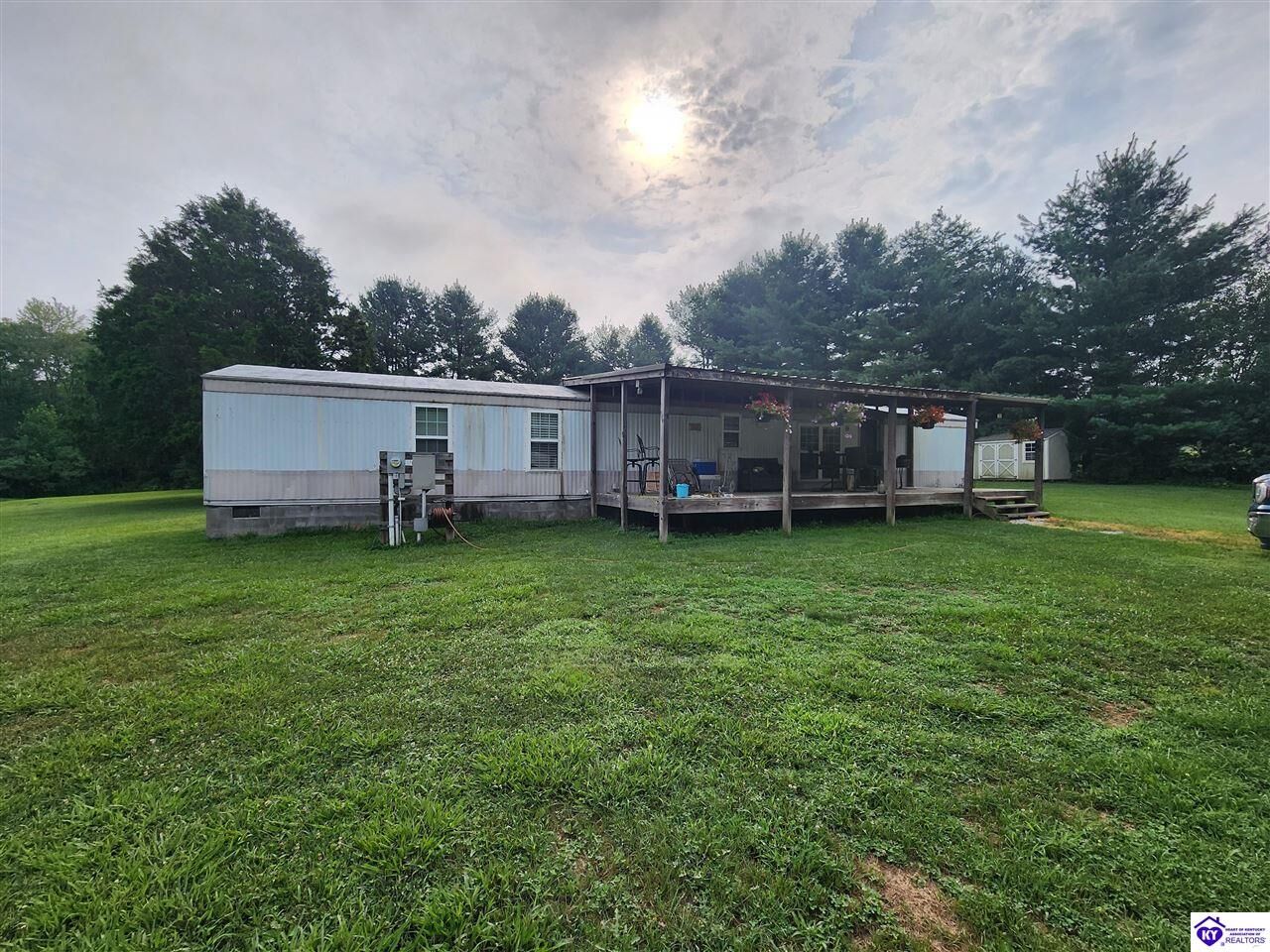 Property Photo:  1770 Hodgenville Road  KY 42701 