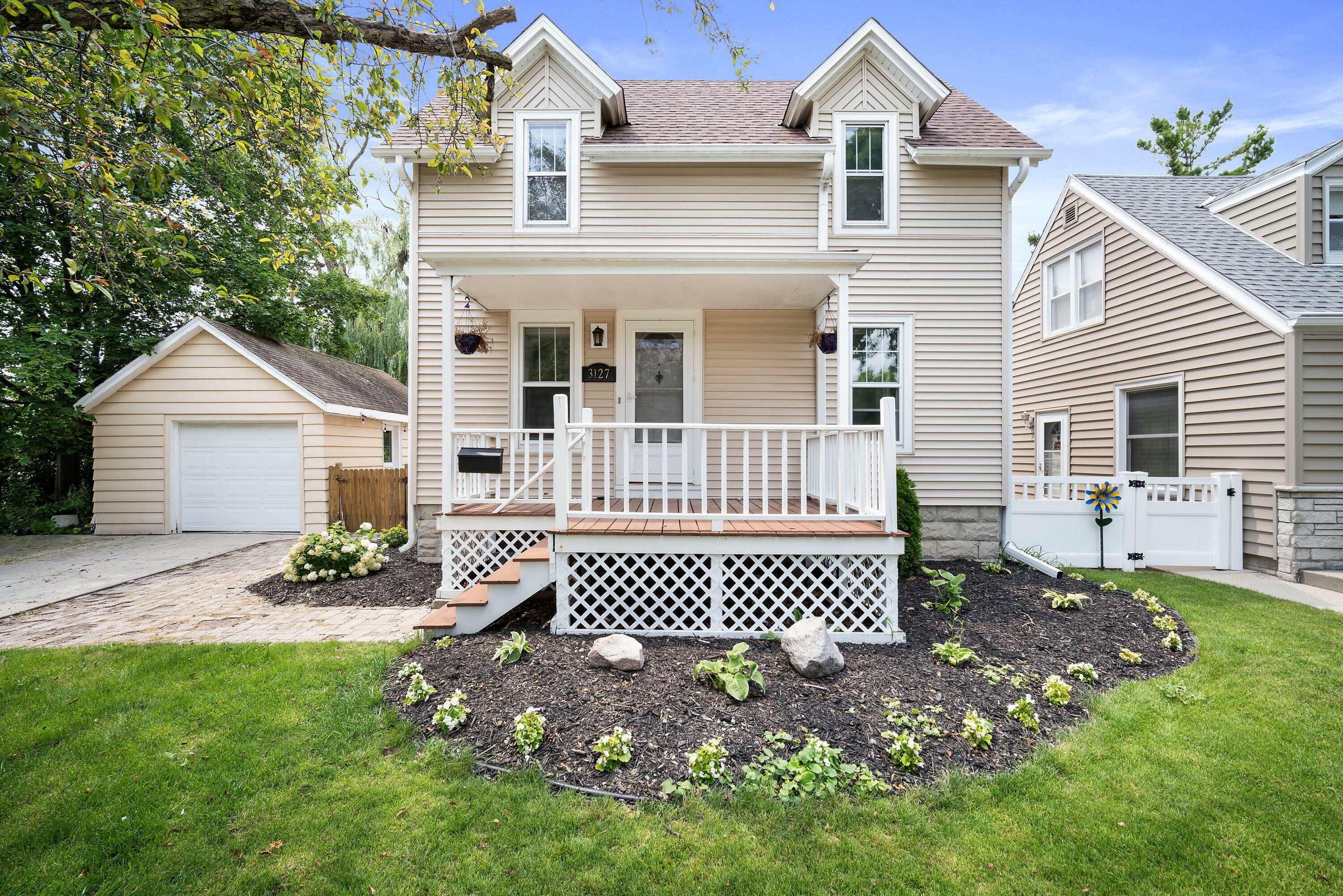 Property Photo: 3127 N 90th St WI 53222