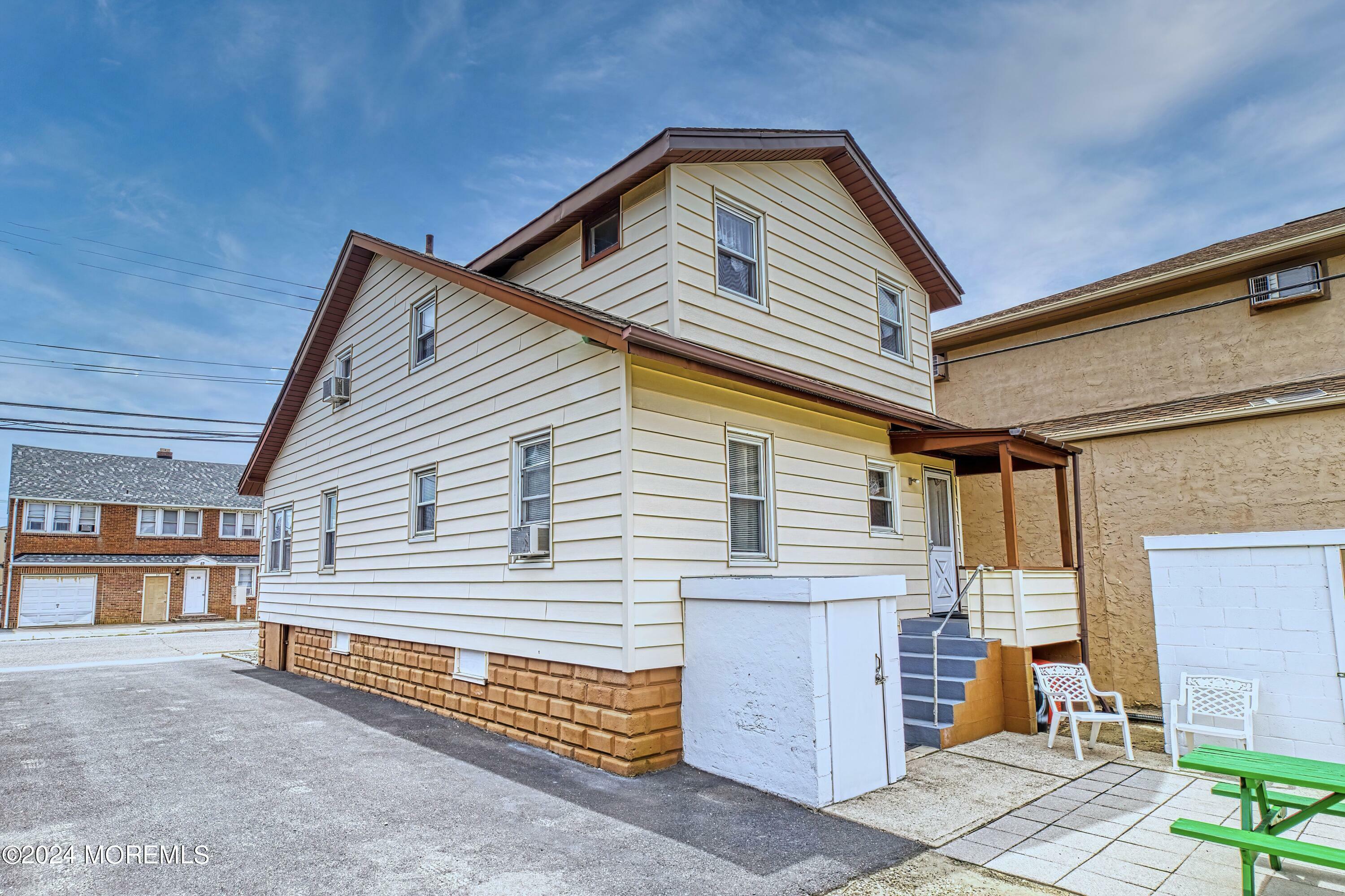 Property Photo:  66-68 Fremont Avenue  NJ 08751 