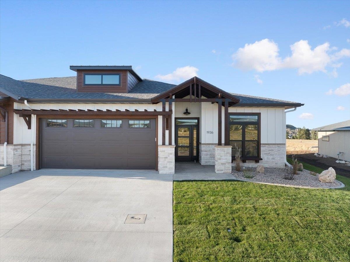 Property Photo:  1936 Pronghorn Road  SD 57783 