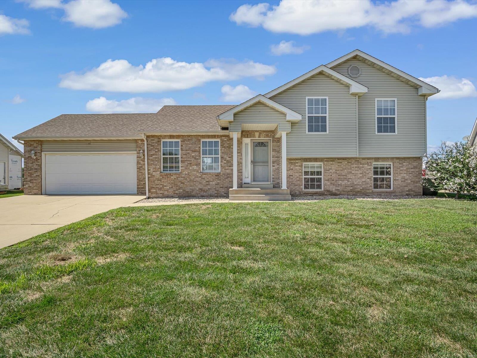 Property Photo: 204 Shawnee Drive IL 62095