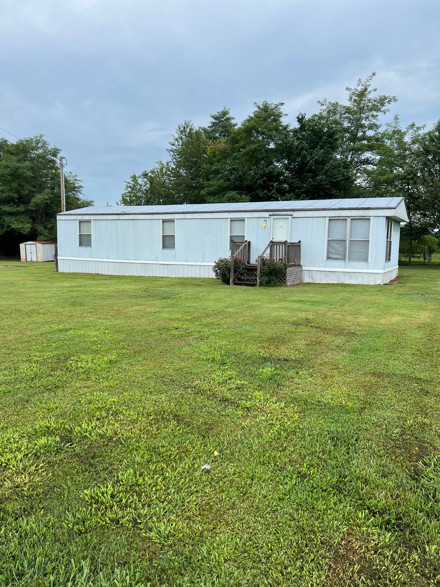 Property Photo:  1675 Akersville Rd  TN 37083 