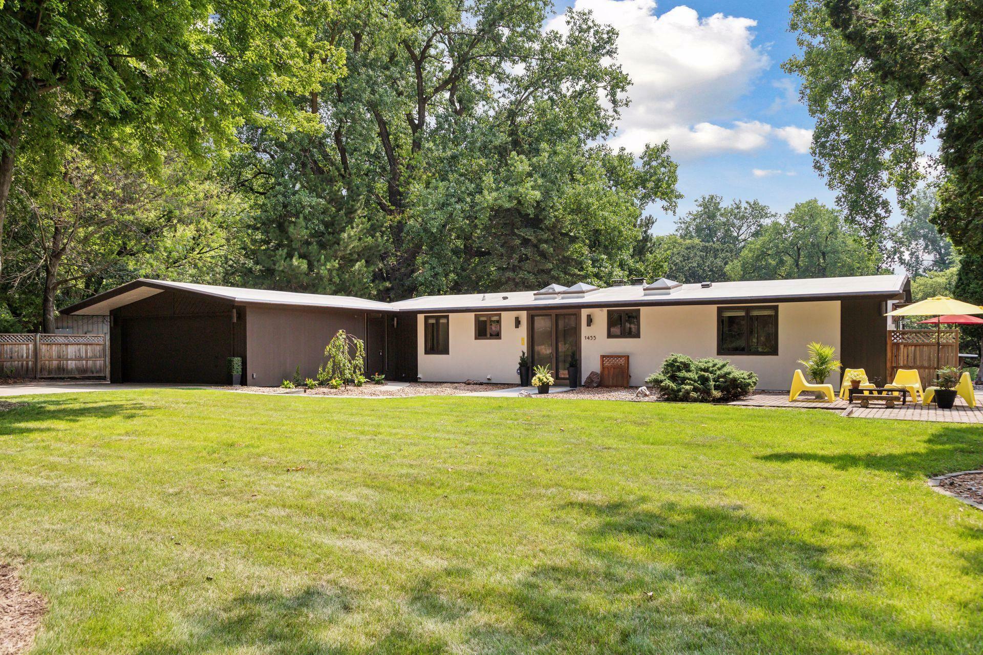 Property Photo:  1455 Lone Oak Lane  MN 55121 