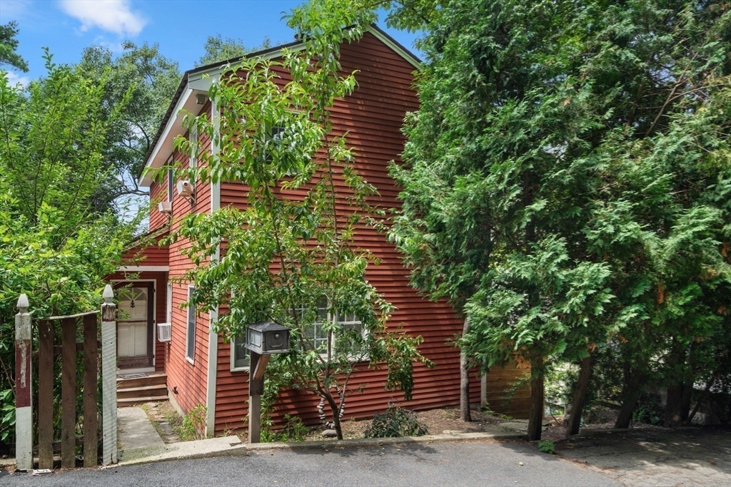 Property Photo:  75 Russell Rd  MA 02482 