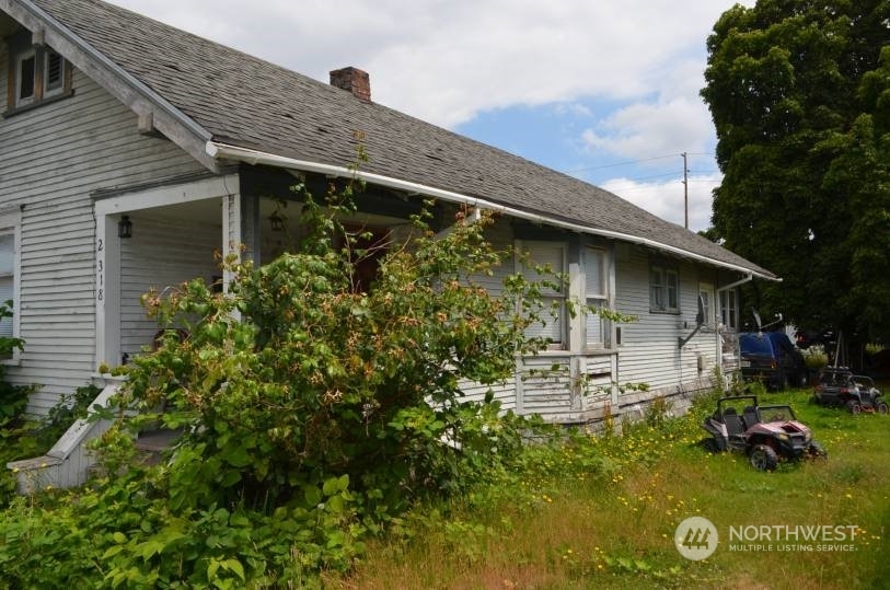 Property Photo:  2318 Orleans Street  WA 98225 