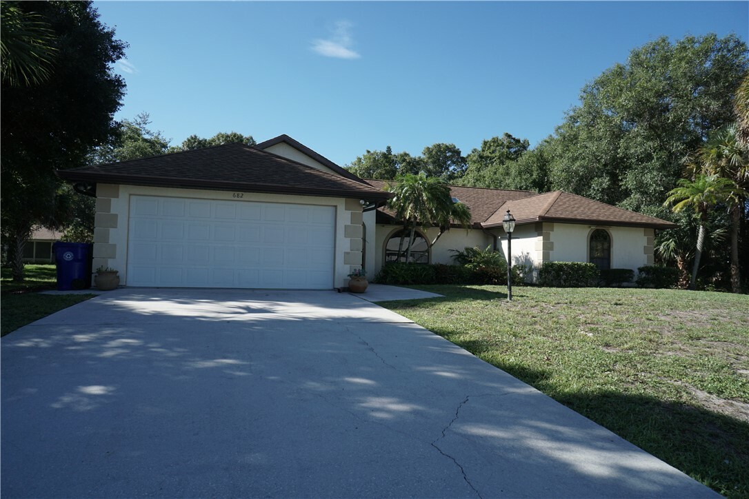 Property Photo:  682 Belfast Terrace  FL 32958 