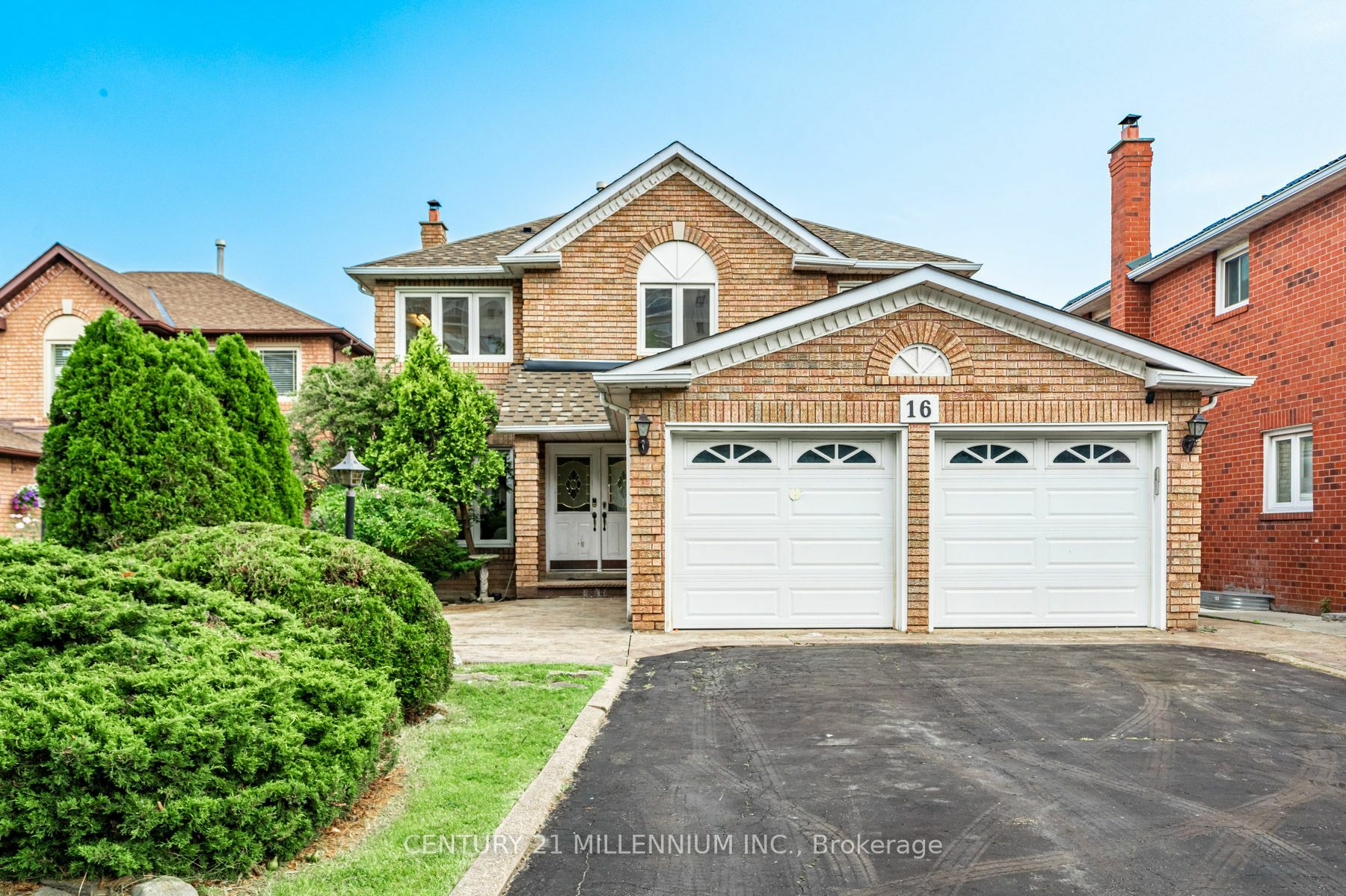 Photo de la propriété:  16 Brownridge Crt  ON L6W 4L5 