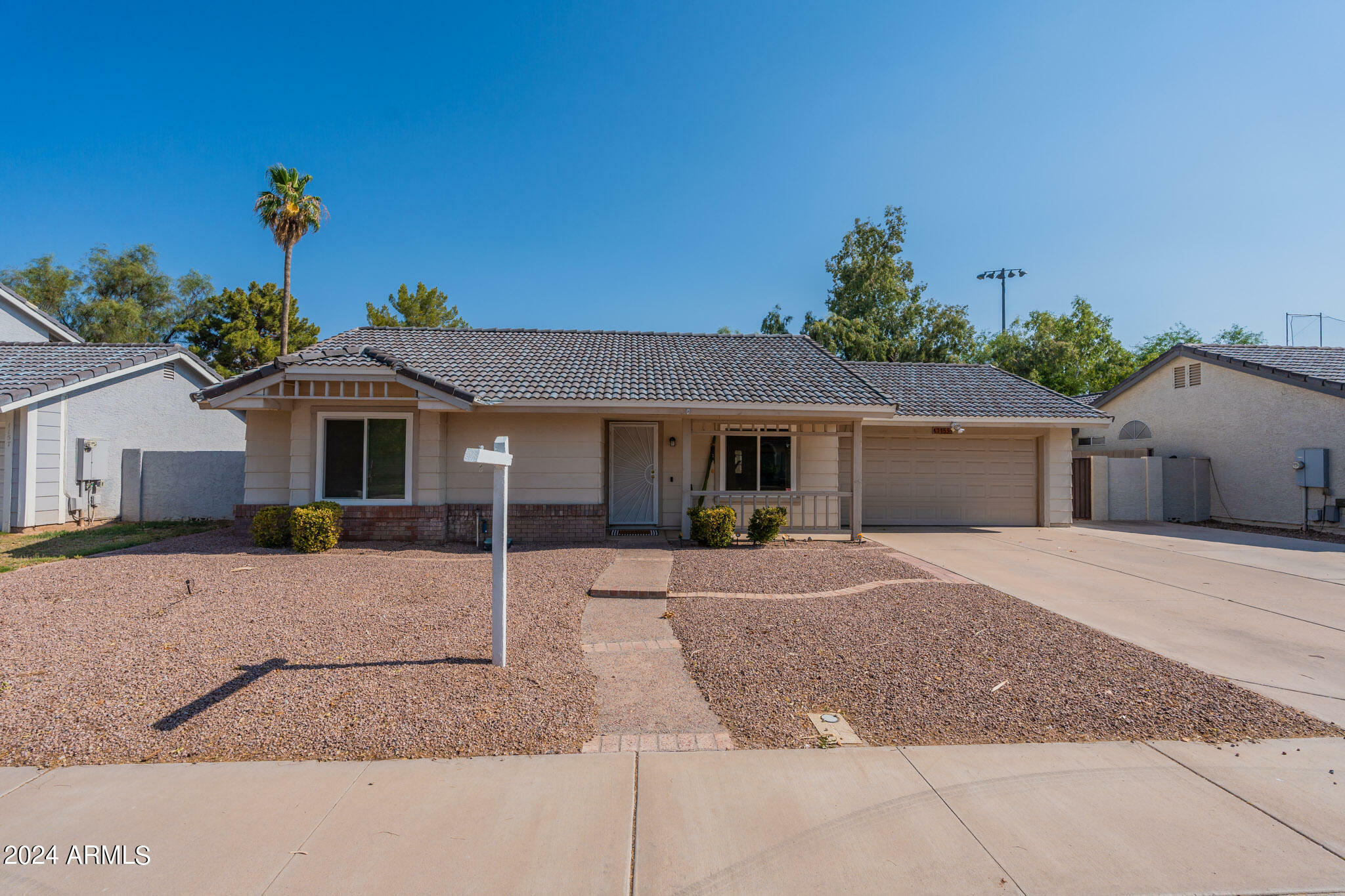 Property Photo:  1153 E Del Rio Street  AZ 85225 