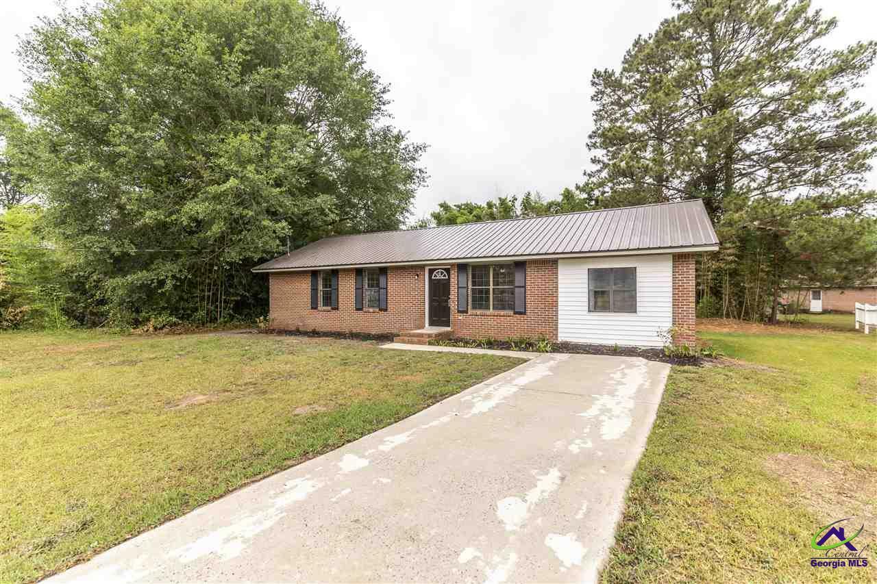 Property Photo: 211 Deloris Drive GA 31030