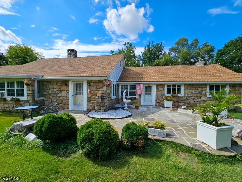 Property Photo:  33 Ridge Rd  NJ 08825 