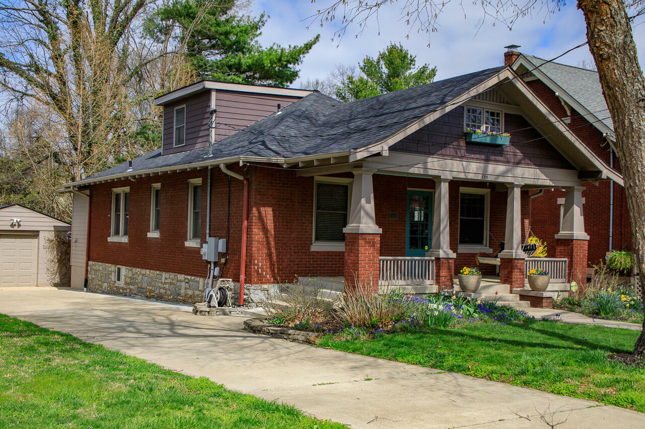Property Photo: 335 Irvine Road KY 40502
