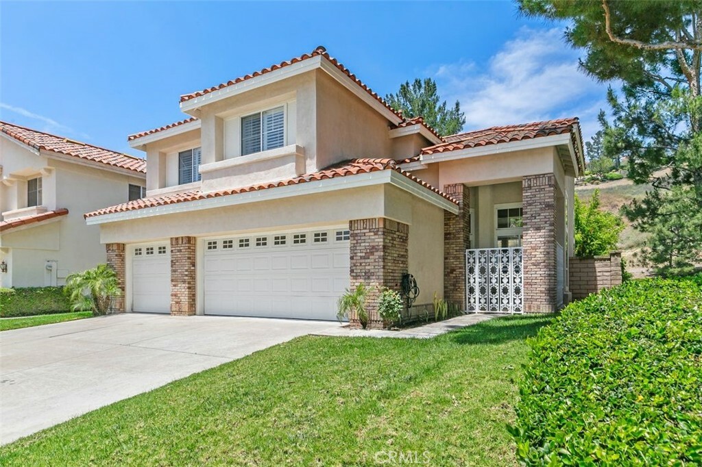 Property Photo:  892 S Briar Rose Lane  CA 92808 