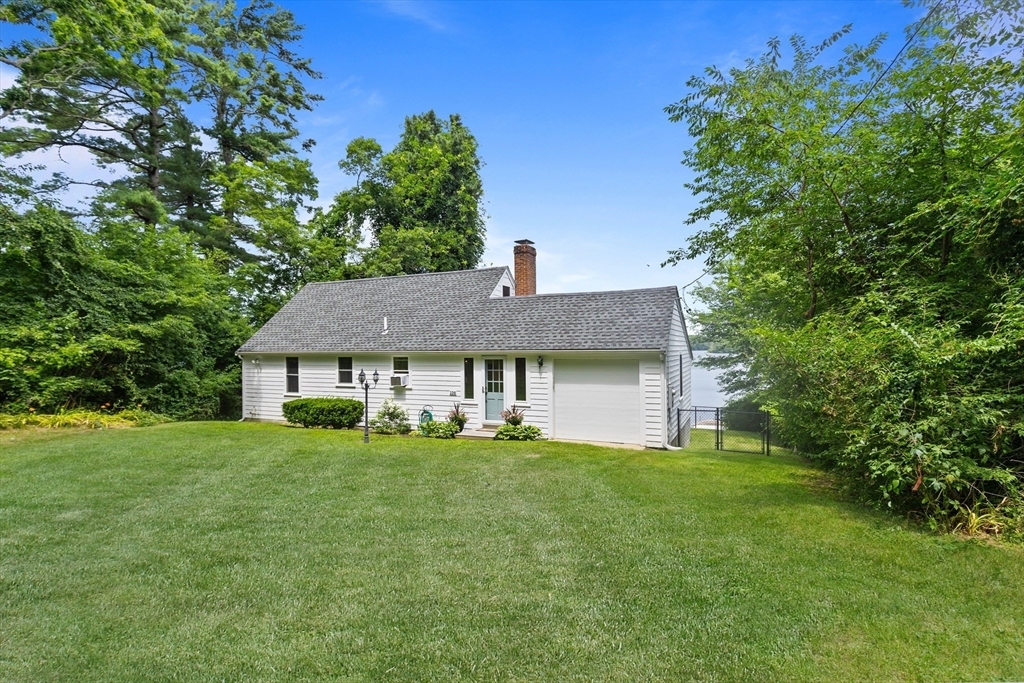 Property Photo:  106 Black Cat Rd  MA 02360 