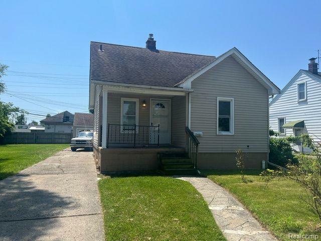 Property Photo: 13484 Coleen Avenue MI 48089