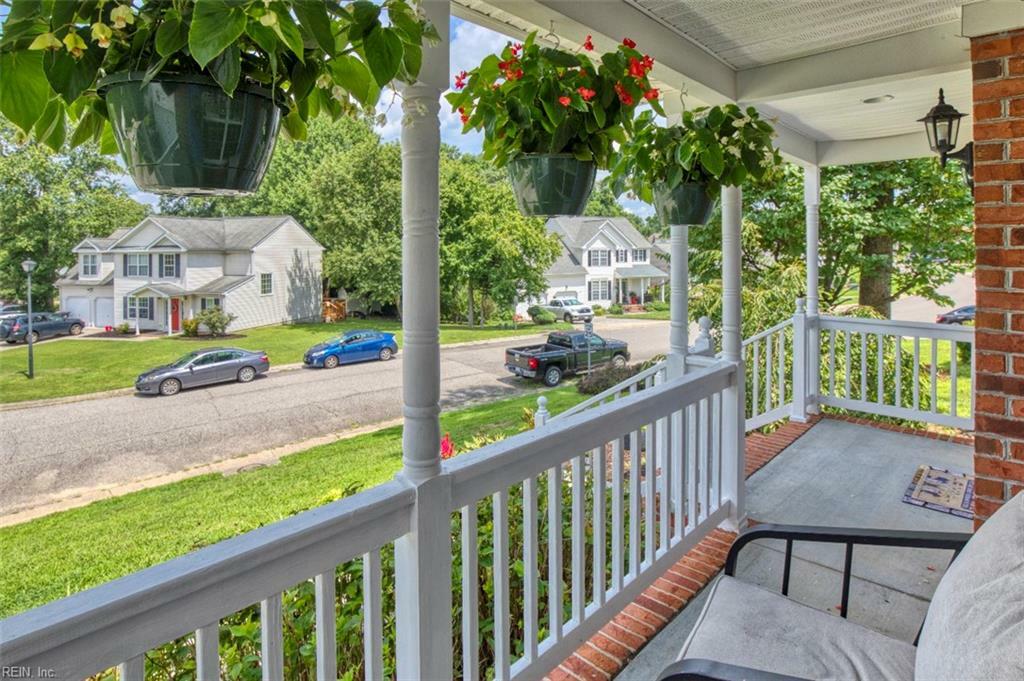 Property Photo:  8848 Fenwick Hills Parkway  VA 23222 