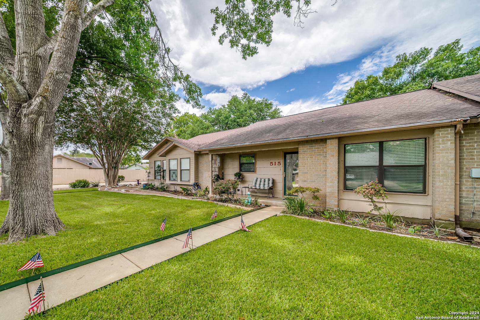 Property Photo:  515 Frostwood Dr  TX 78130 