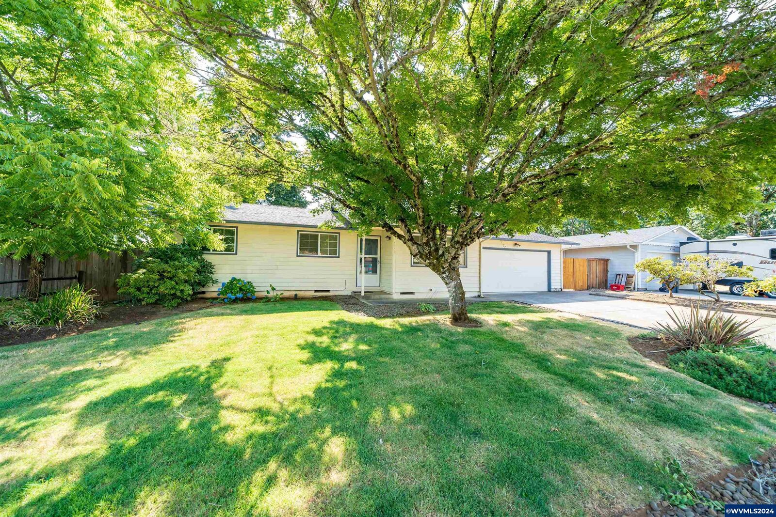 Property Photo:  4782  2nd Av SE  OR 97302 