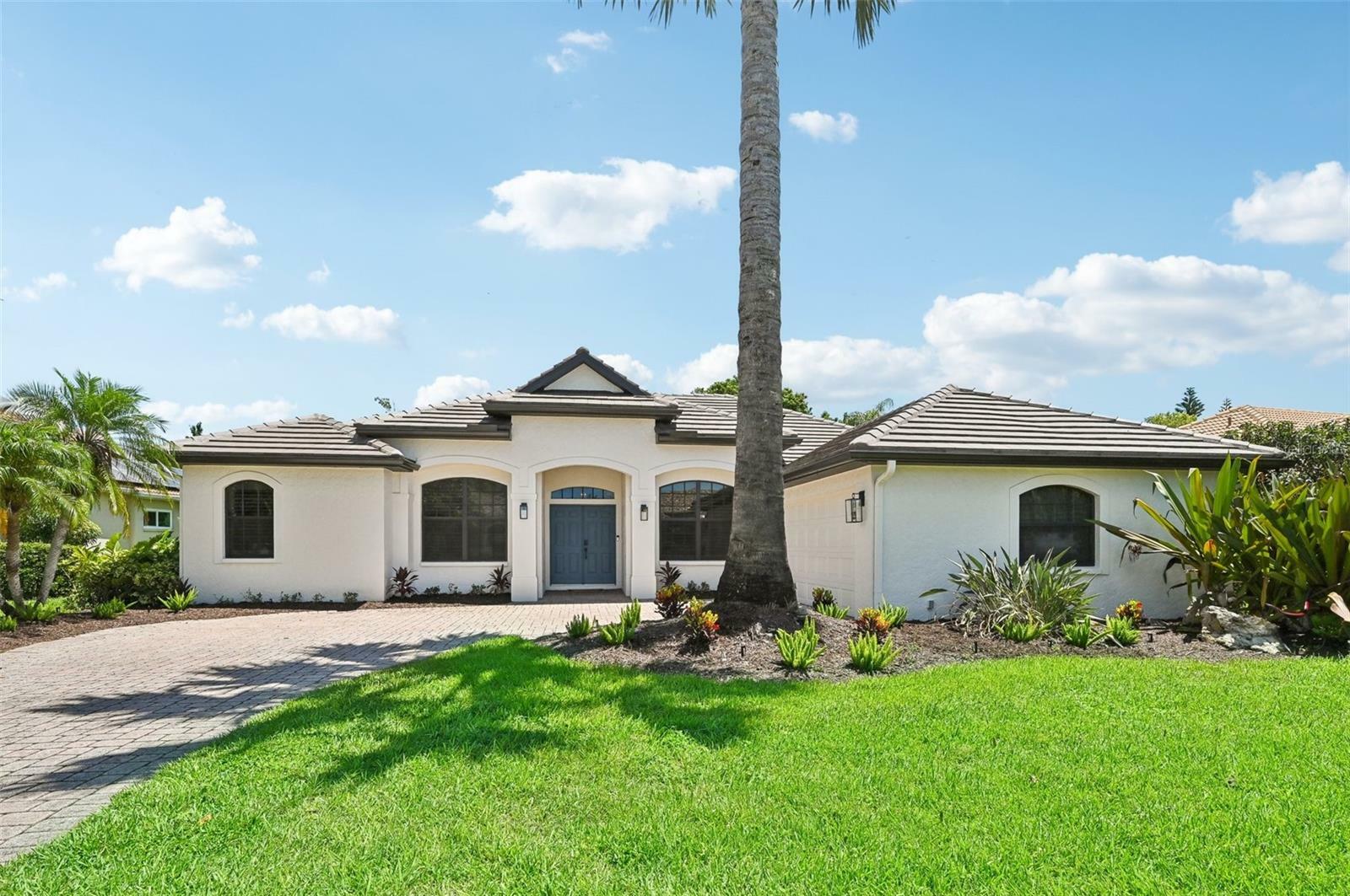 Property Photo:  5700 Eastwind Drive  FL 34233 