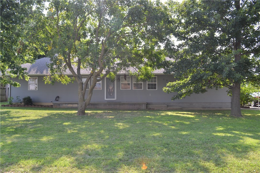 Property Photo:  185 Ellis Lane  AR 72751 