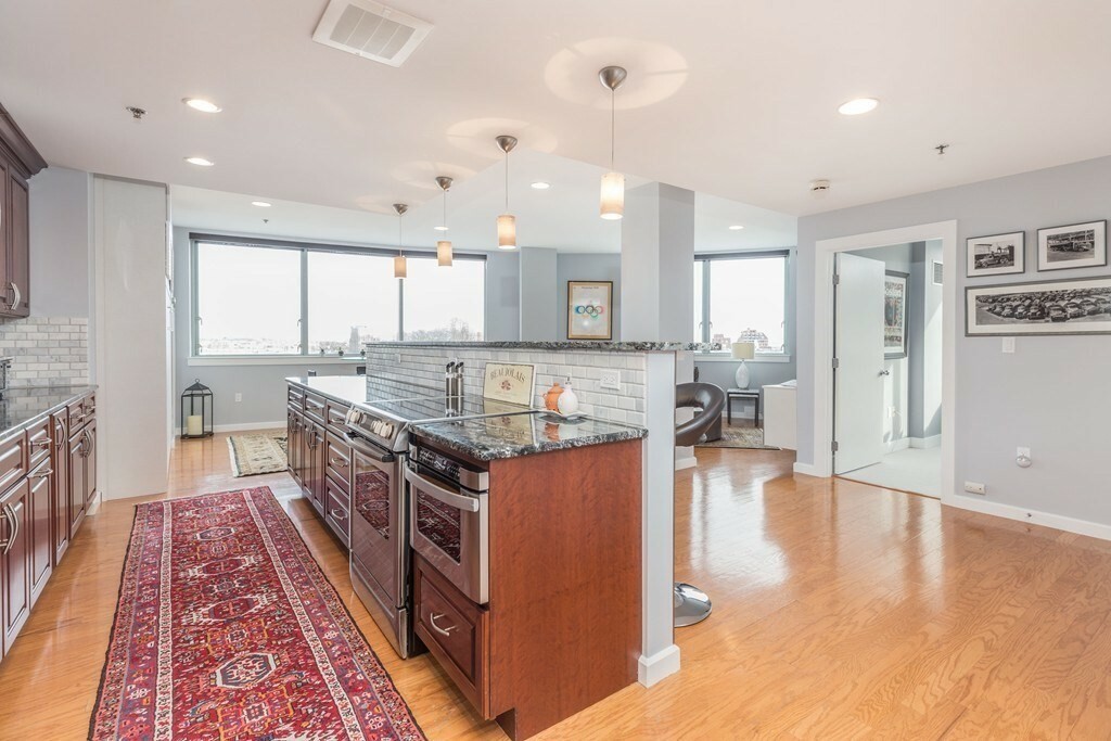 Property Photo: 234 Causeway 711 MA 02114