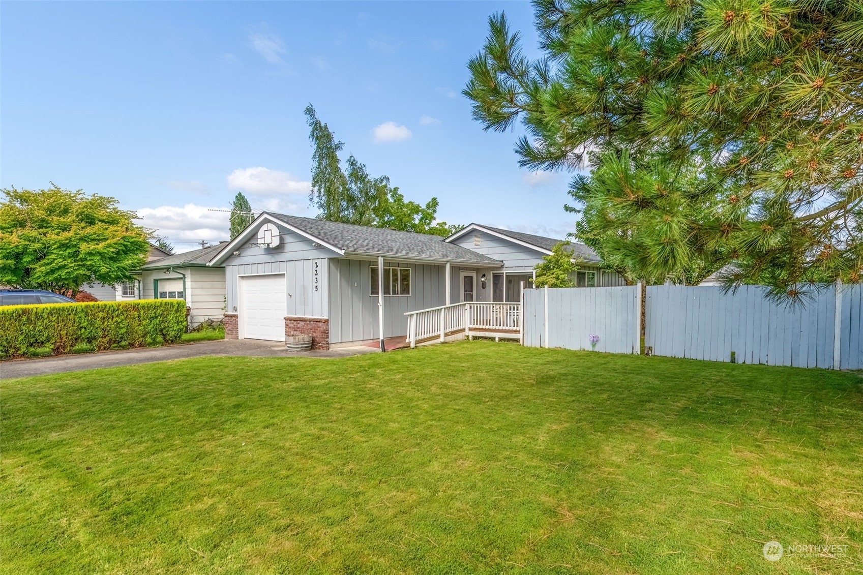 Property Photo:  2235 34th Avenue  WA 98632 