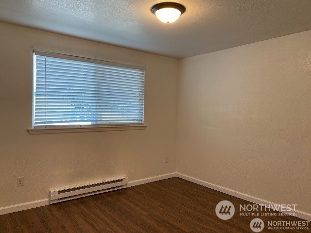 Property Photo:  1625 Chestnut Street 1-4  WA 98201 