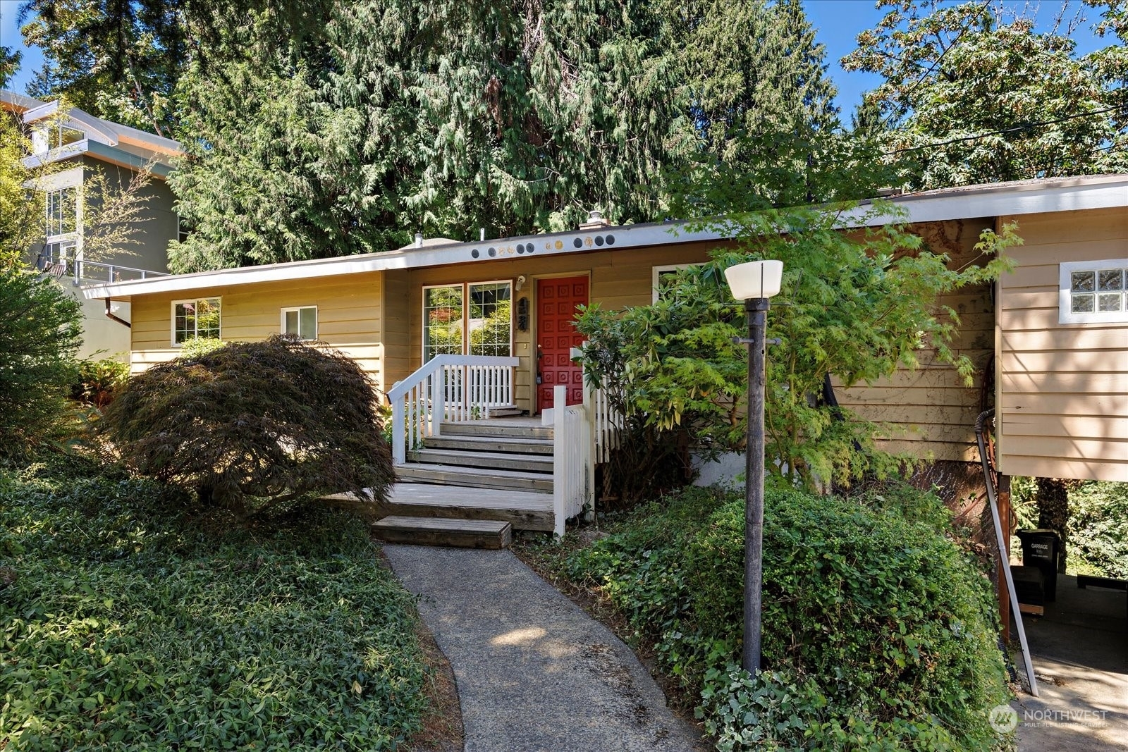 Property Photo:  1524 NE 103rd Street  WA 98125 