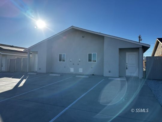 1205 W Mariposa Ave  Ridgecrest CA 93555 photo