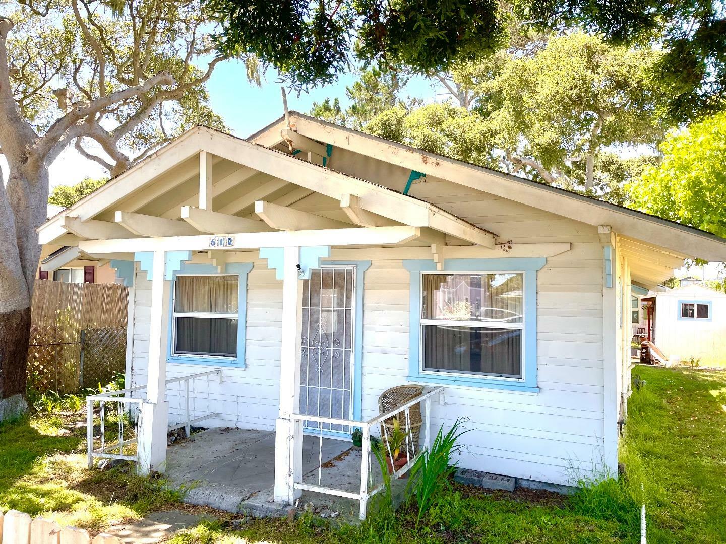 610 Granite Street  Pacific Grove CA 93950 photo