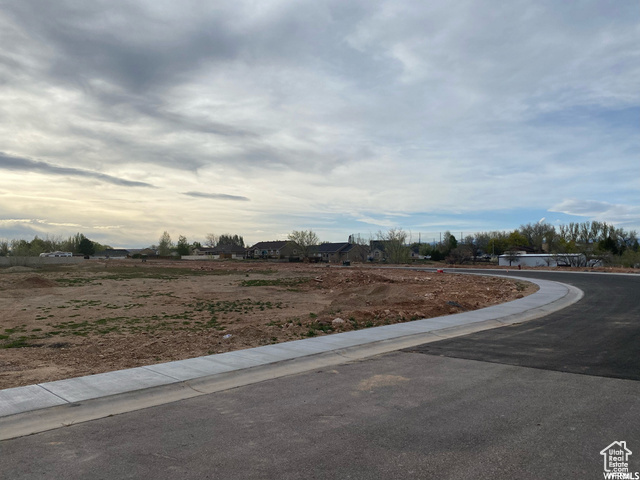 Property Photo: 1165 W Grayhawk Loop 42 UT 84066