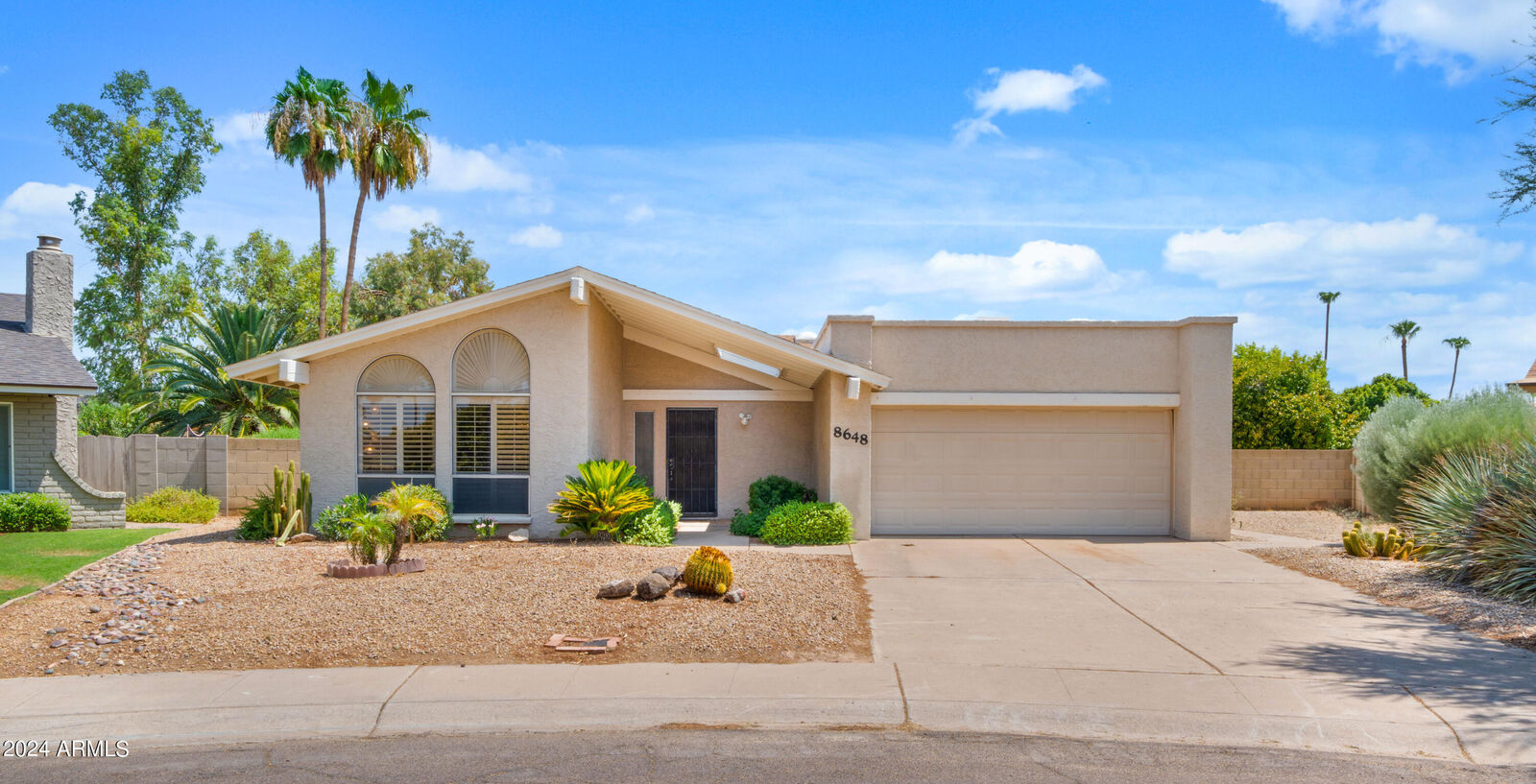 Property Photo: 8648 E San Bruno Drive AZ 85258
