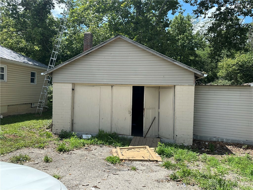 Property Photo:  2715 State Route 571  OH 45331 