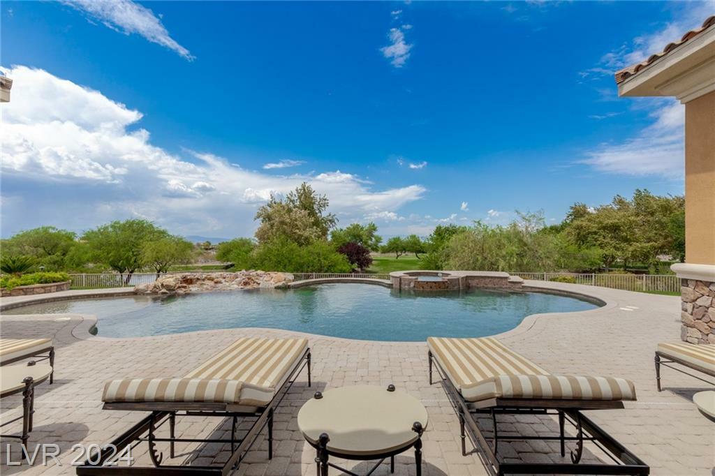 Property Photo:  20 Sankaty Circle  NV 89052 