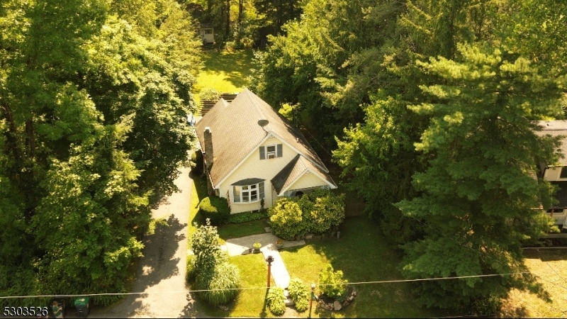 Property Photo:  23 Mellicks Wood Rd  NJ 08865 